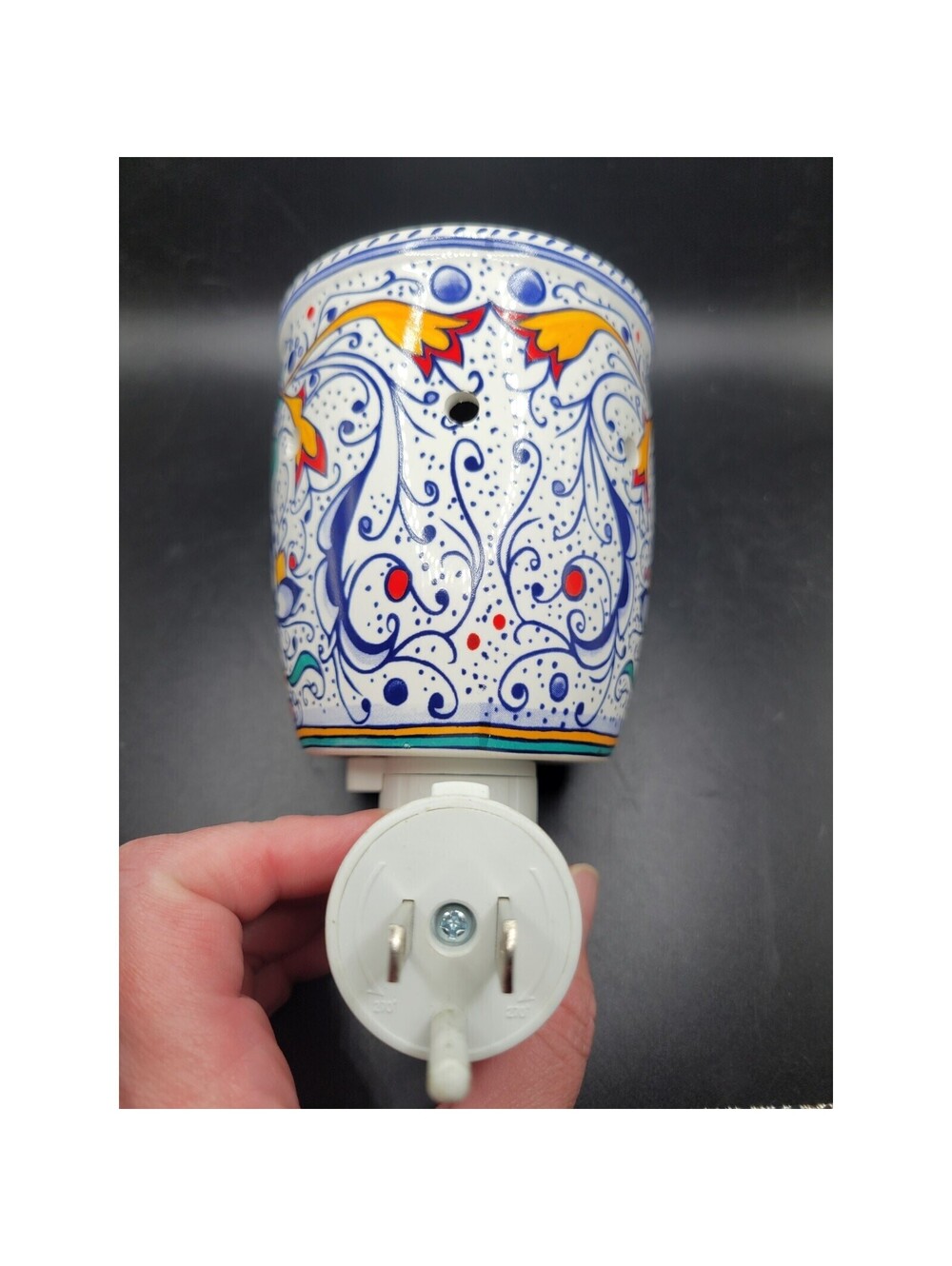 Scentsy Plug-in Scent Warmer Nightlight & bulb Italian Rooster Retired - Picture 3 of 8